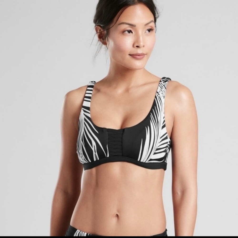 🦊 Athleta adriata retro palm black bikini top
